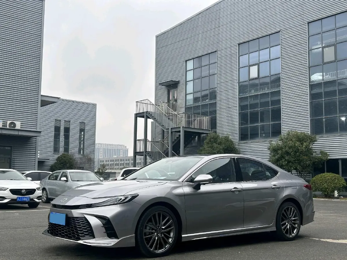 2026 Toyota Camry 2.0L 152HP L4 E-CVT Hybrid,autocango,china used car exporter,china ev exporter,chinese used car exporter,chinese used ev exporter