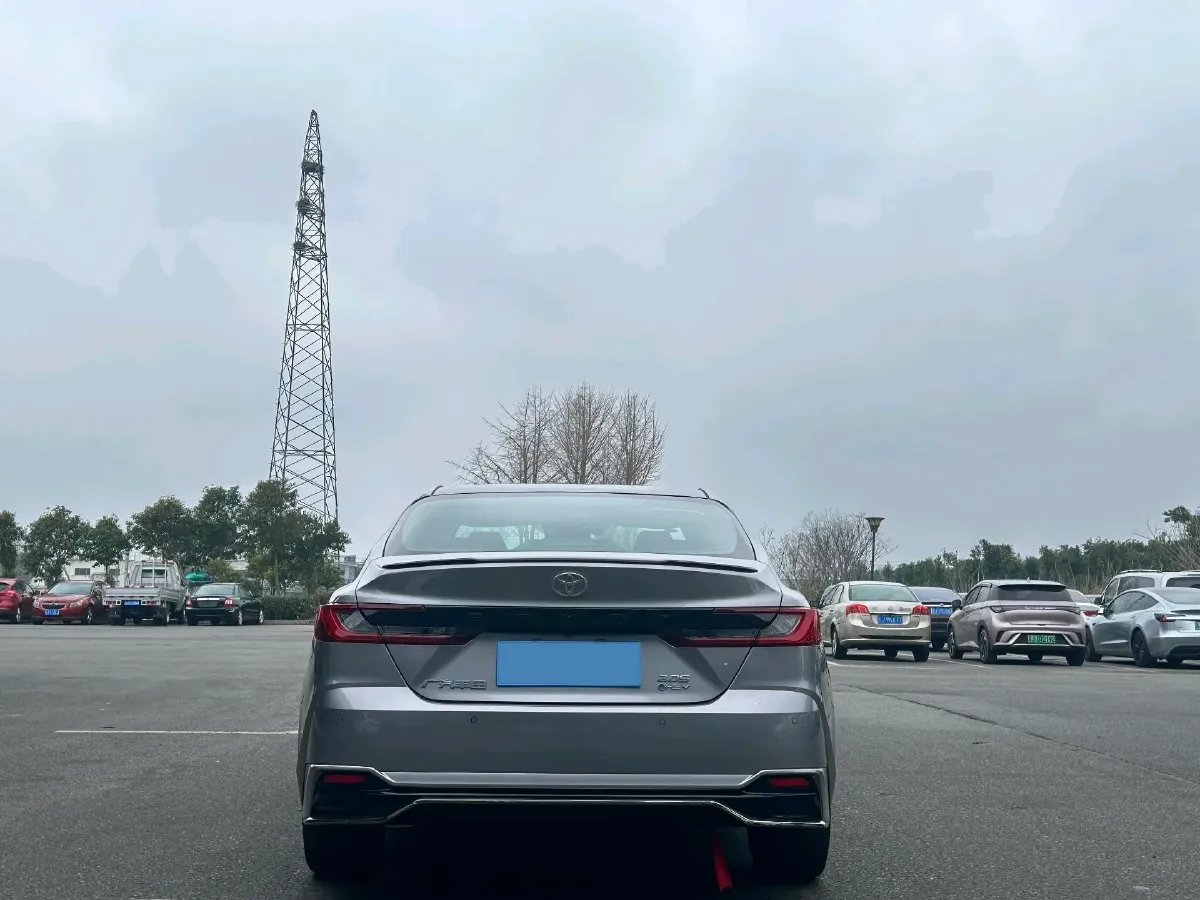 2026 Toyota Camry 2.0L 152HP L4 E-CVT Hybrid,autocango,china used car exporter,china ev exporter,chinese used car exporter,chinese used ev exporter