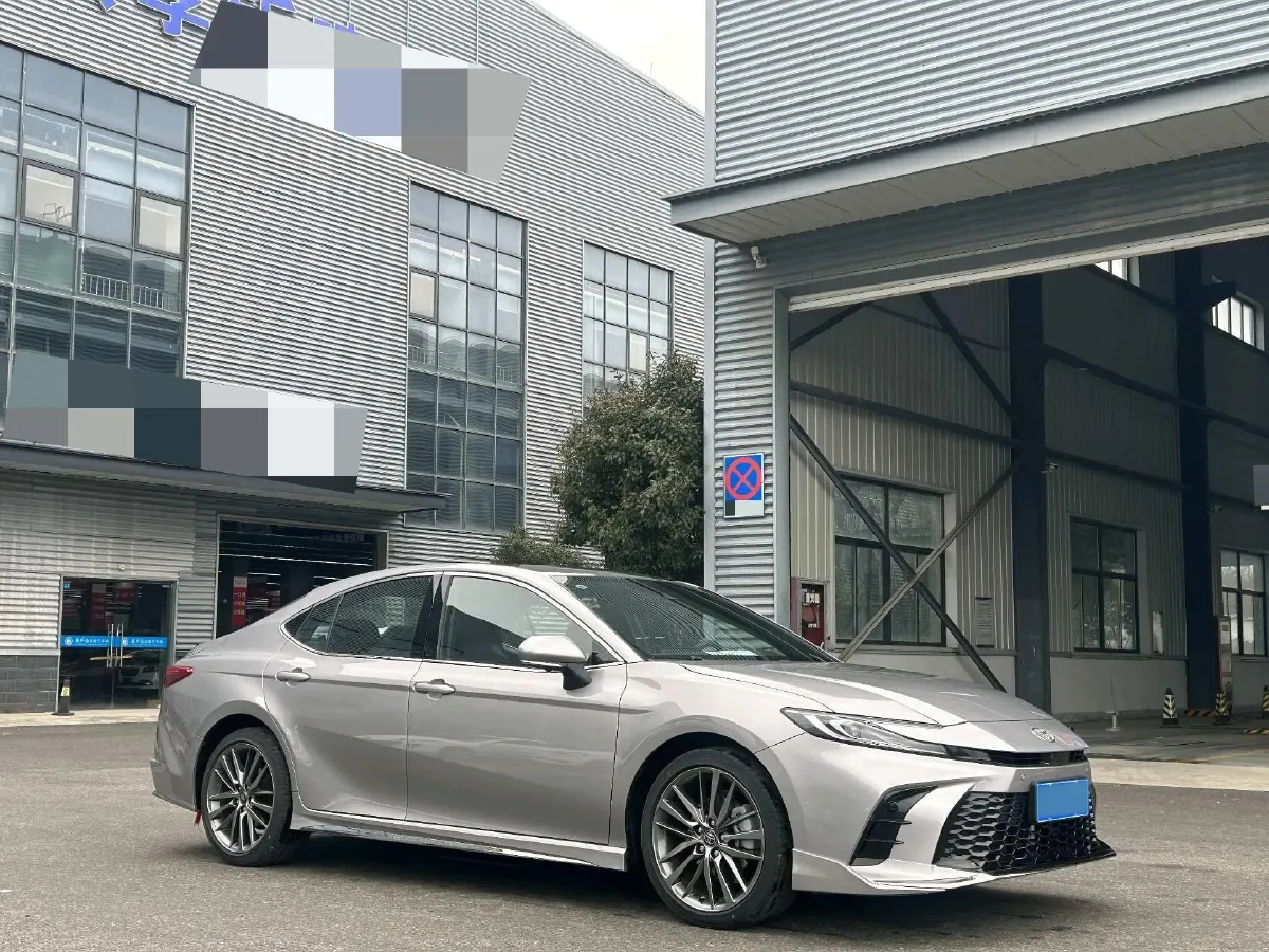 2026 Toyota Camry 2.0L 152HP L4 E-CVT Hybrid,autocango,china used car exporter,china ev exporter,chinese used car exporter,chinese used ev exporter