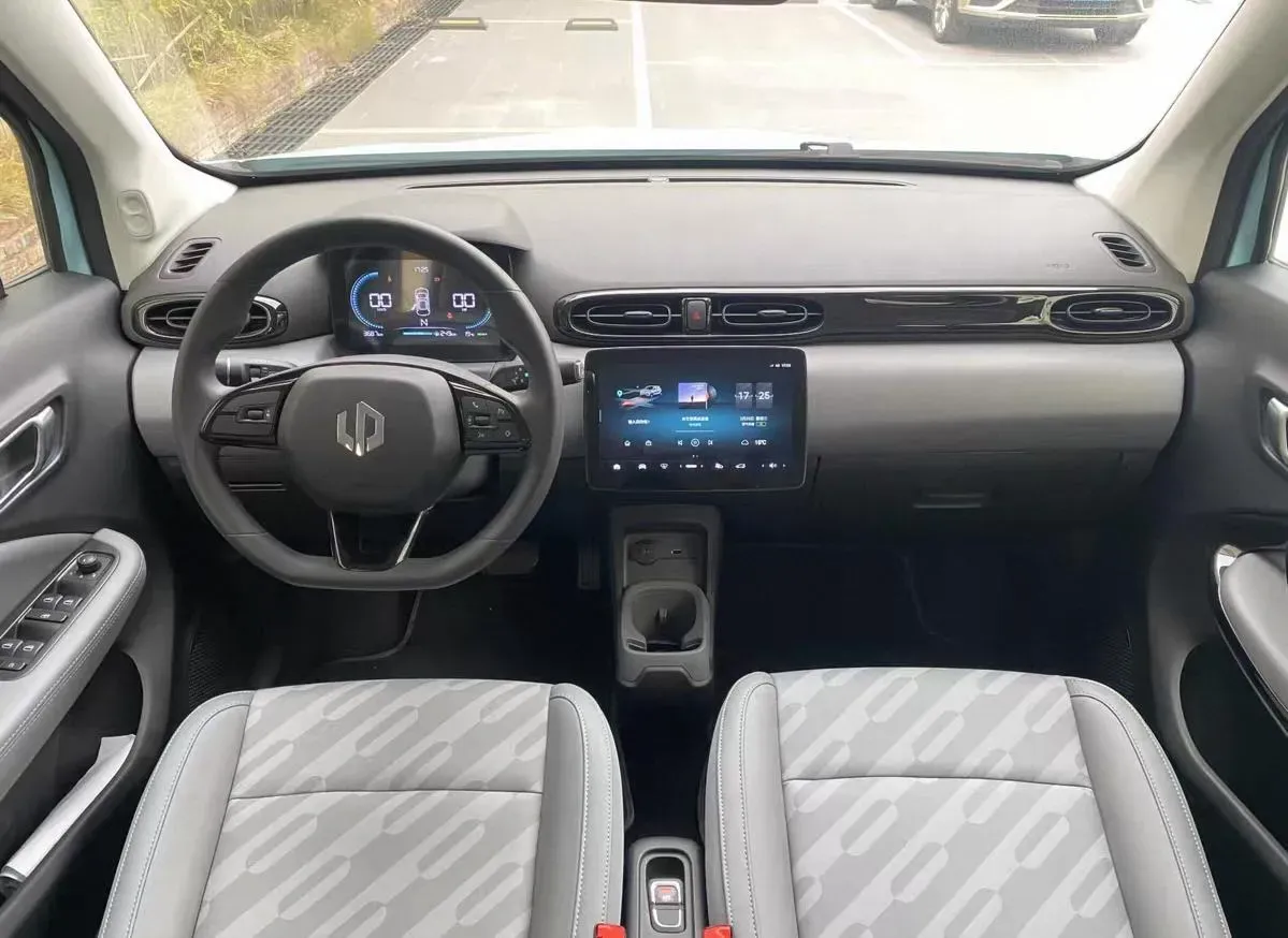 2025 Leapmotor T03 BEV 41.3KWH,autocango,china used car exporter,china ev exporter,chinese used car exporter,chinese used ev exporter