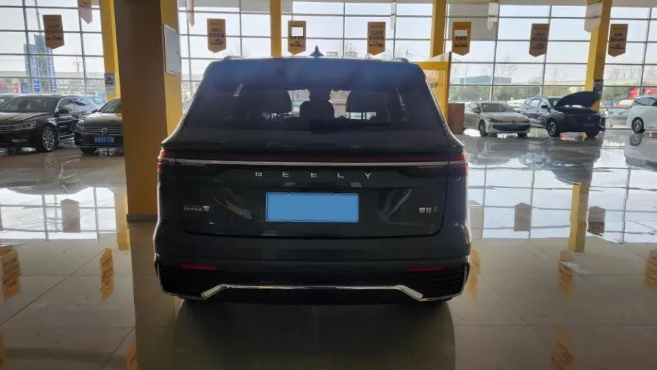 2021 Geely Monjaro 2.0T 218HP L4 7DCT,autocango,china used car exporter,china ev exporter,chinese used car exporter,chinese used ev exporter
