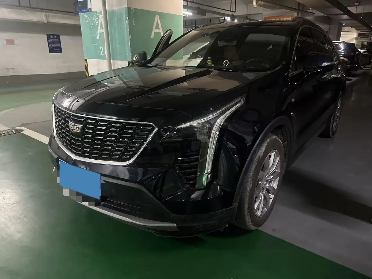 2022 Cadillac XT4 2.0T 237HP L4 9AT,autocango,china used car exporter,china ev exporter,chinese used car exporter,chinese used ev exporter