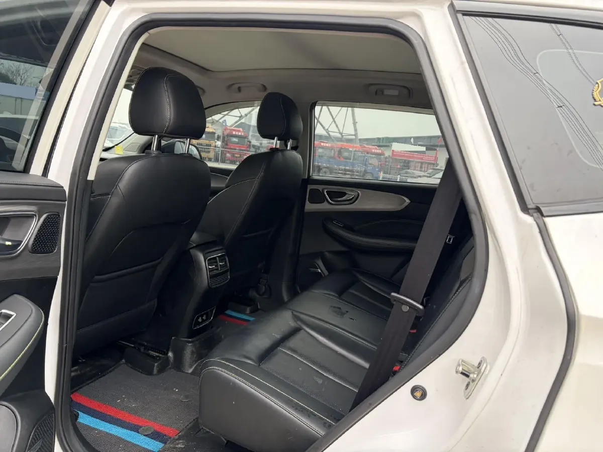 2020 Roewe RX5 eMAX 1.5T 169HP L4 AMT PHEV 16.6KWH,autocango,china used car exporter,china ev exporter,chinese used car exporter,chinese used ev exporter