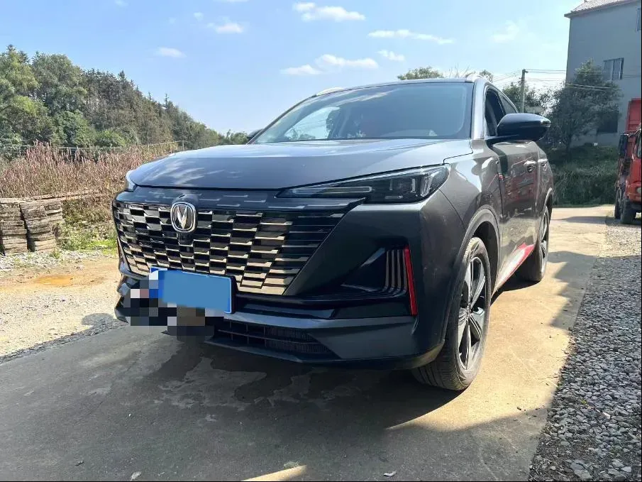 2022 ChangAn Oshan X7 Plus 1.5T 188HP L4 7DCT,autocango,china used car exporter,china ev exporter,chinese used car exporter,chinese used ev exporter