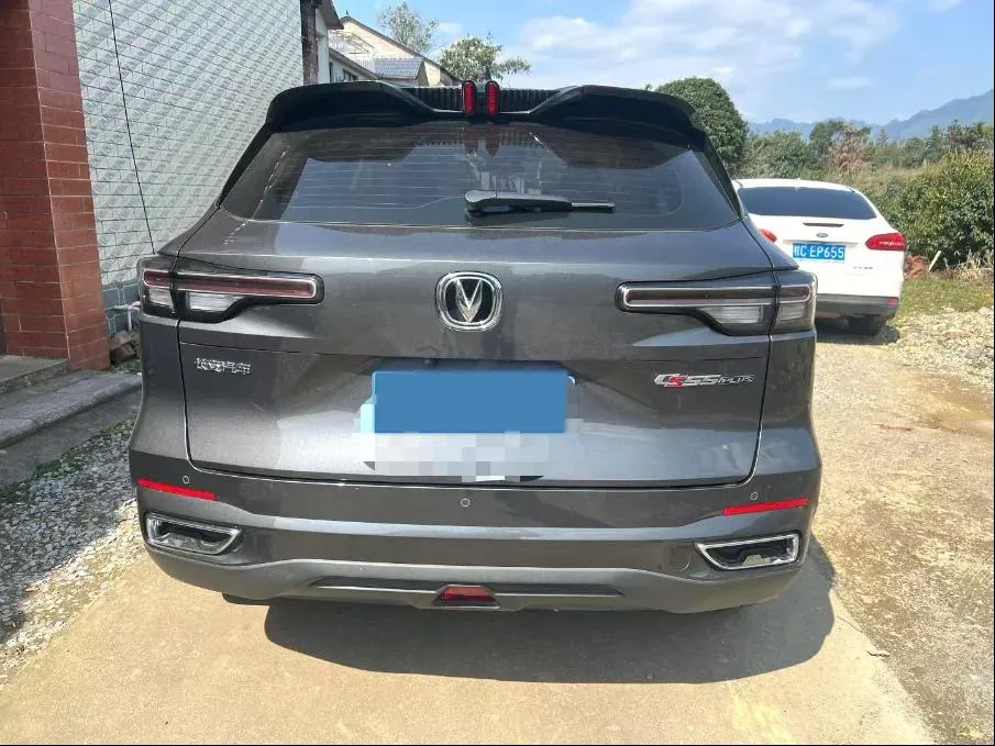 2022 ChangAn Oshan X7 Plus 1.5T 188HP L4 7DCT,autocango,china used car exporter,china ev exporter,chinese used car exporter,chinese used ev exporter