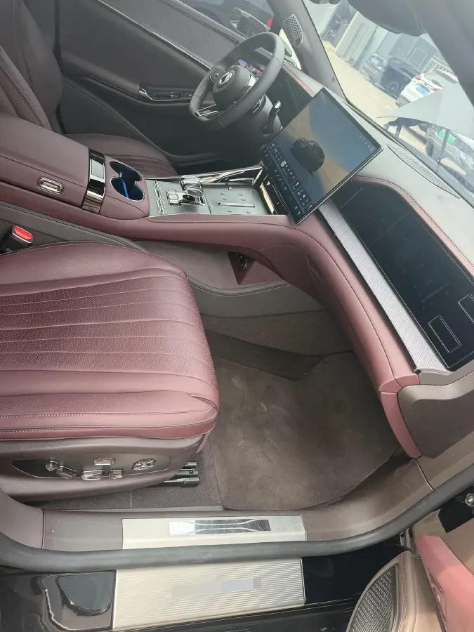 2024 Denza DenzaZ9GT 2.0T 207HP L4 E-CVT PHEV 38.5KWH,autocango,china used car exporter,china ev exporter,chinese used car exporter,chinese used ev exporter