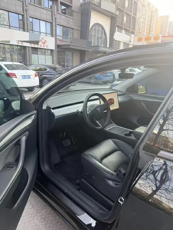 2022 Tesla Model Y BEV 60KWH,autocango,china used car exporter,china ev exporter,chinese used car exporter,chinese used ev exporter