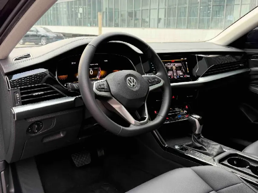 2021 Volkswagen Passat 1.4T 150HP L4 7DCT,autocango,china used car exporter,china ev exporter,chinese used car exporter,chinese used ev exporter