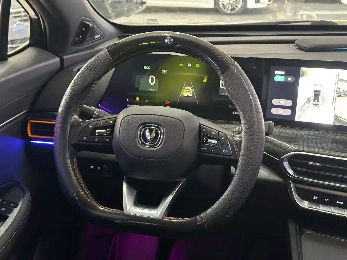 2022 ChangAn UNI-T 1.5T 188HP L4 7DCT,autocango,china used car exporter,china ev exporter,chinese used car exporter,chinese used ev exporter