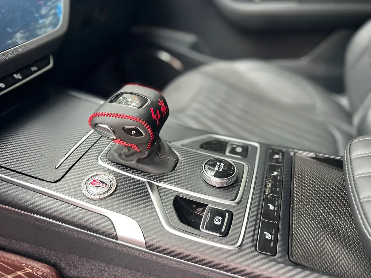 2022 HongQi HS5 2.0T 224HP L4 6AT,autocango,china used car exporter,china ev exporter,chinese used car exporter,chinese used ev exporter