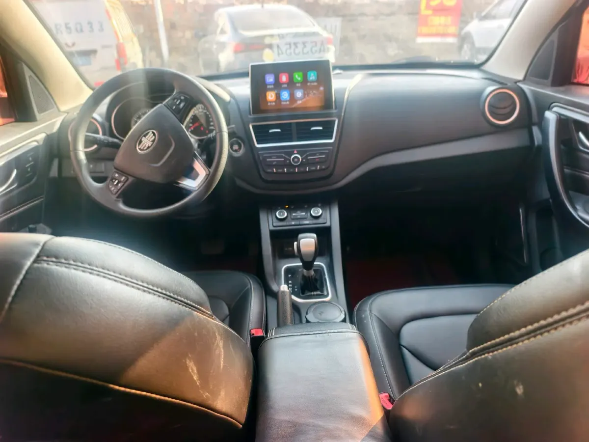 2017 Bestune X40 1.6L 114HP L4 6AT,autocango,china used car exporter,china ev exporter,chinese used car exporter,chinese used ev exporter