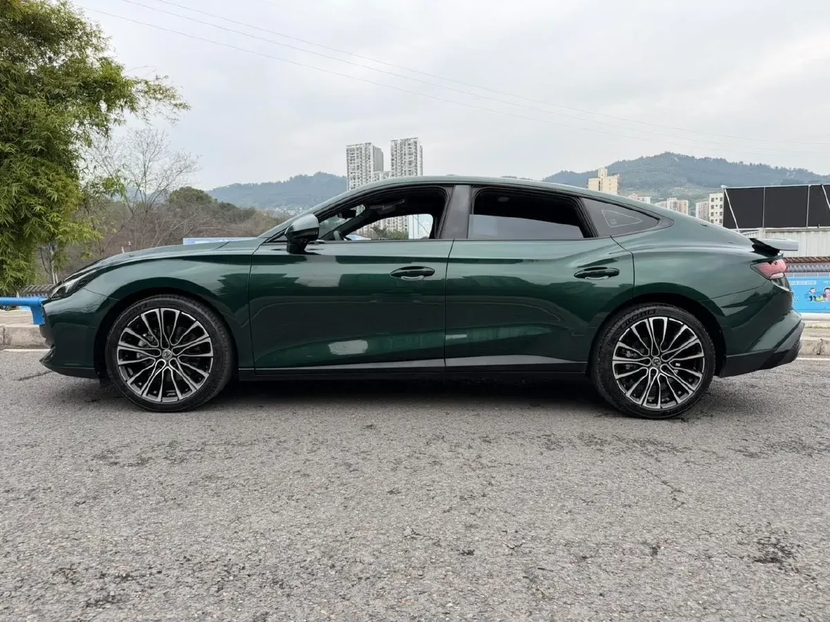 2023 MG 7 1.5T 188HP L4 7DCT,autocango,china used car exporter,china ev exporter,chinese used car exporter,chinese used ev exporter