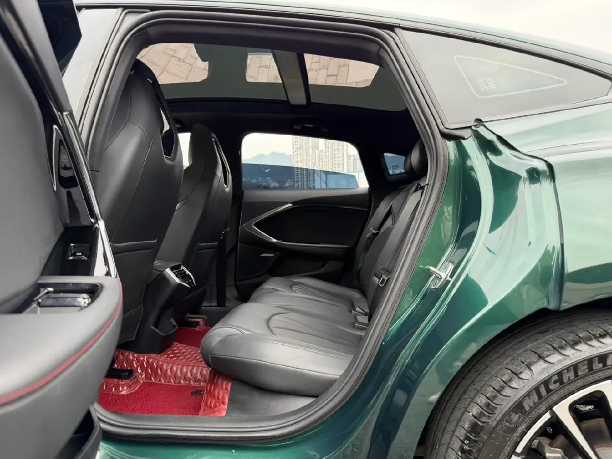 2023 MG 7 1.5T 188HP L4 7DCT,autocango,china used car exporter,china ev exporter,chinese used car exporter,chinese used ev exporter