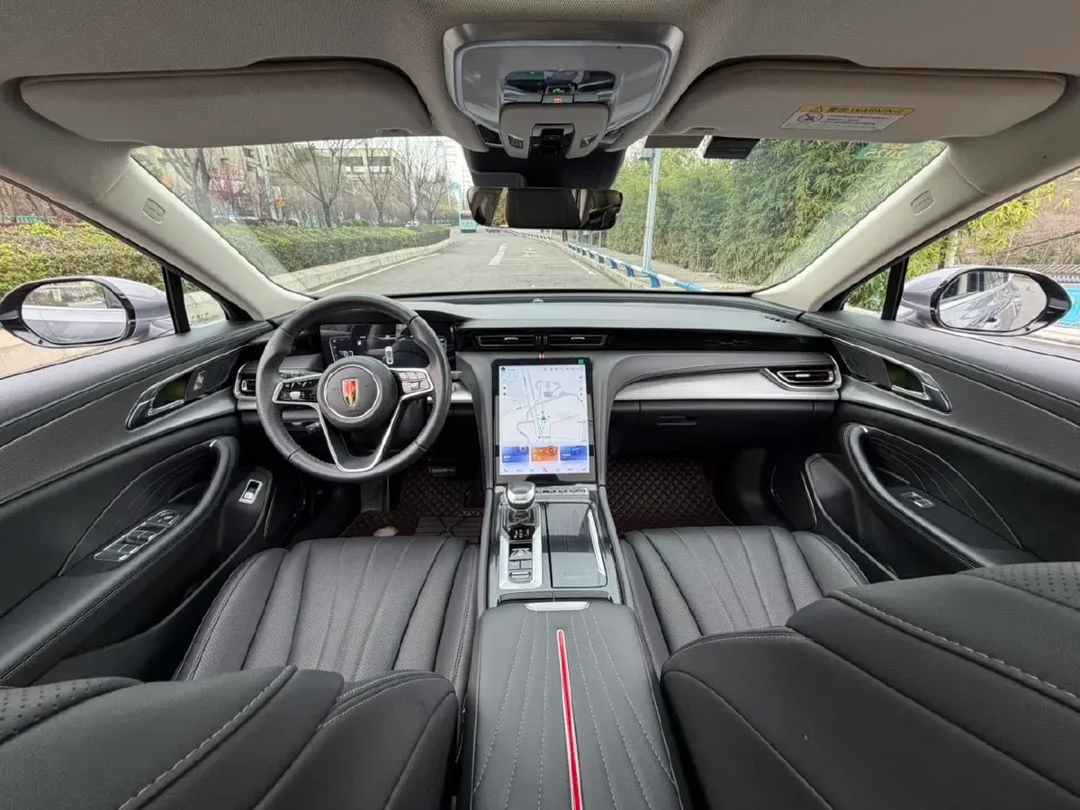 2023 HongQi H5 2.0T 224HP L4 8AT,autocango,china used car exporter,china ev exporter,chinese used car exporter,chinese used ev exporter