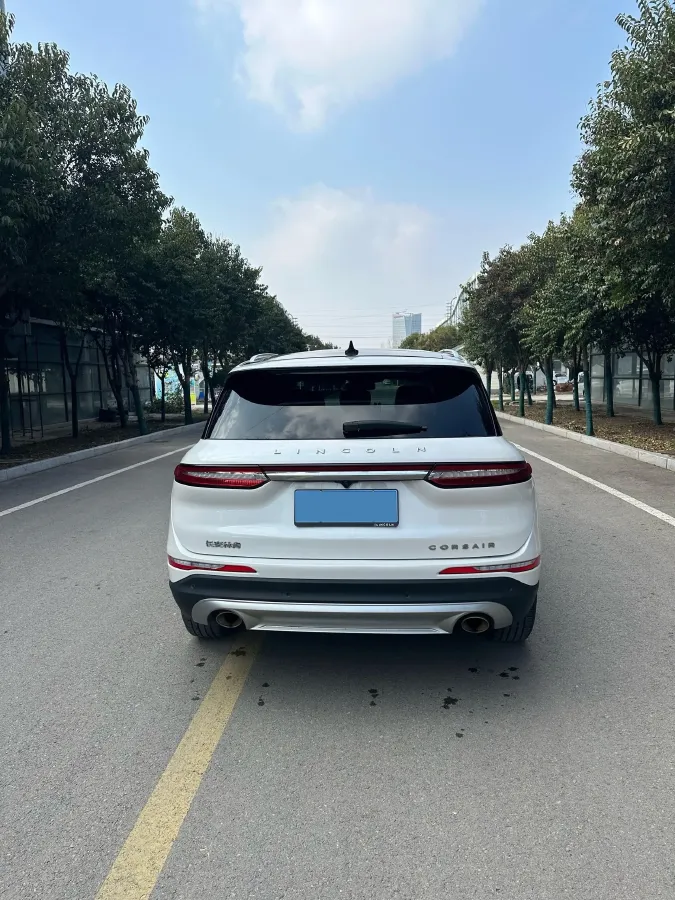 2022 Lincoln Corsair 2.0T 245HP L4 8AT,autocango,china used car exporter,china ev exporter,chinese used car exporter,chinese used ev exporter