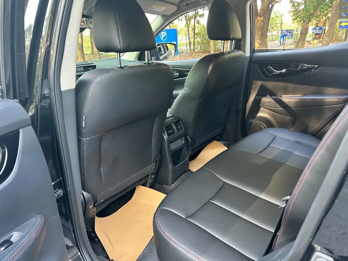 2022 Nissan Qashqai 2.0L 151HP L4 CVT,autocango,china used car exporter,china ev exporter,chinese used car exporter,chinese used ev exporter