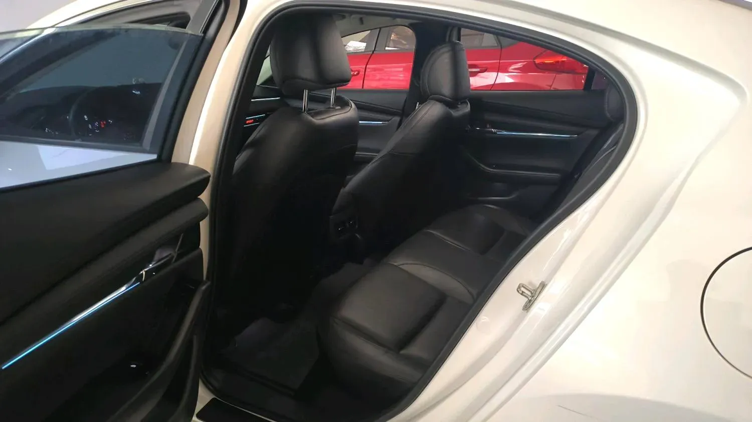 2021 Mazda 3 Axela 2.0L 158HP L4 6AT,autocango,china used car exporter,china ev exporter,chinese used car exporter,chinese used ev exporter