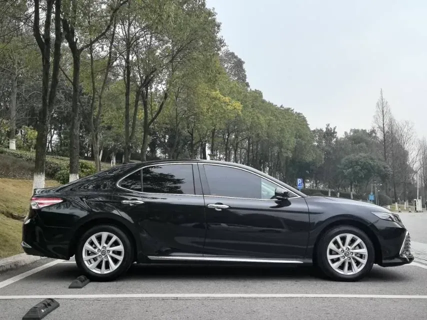 2023 Toyota Camry 2.0L 177HP L4 CVT,autocango,china used car exporter,china ev exporter,chinese used car exporter,chinese used ev exporter