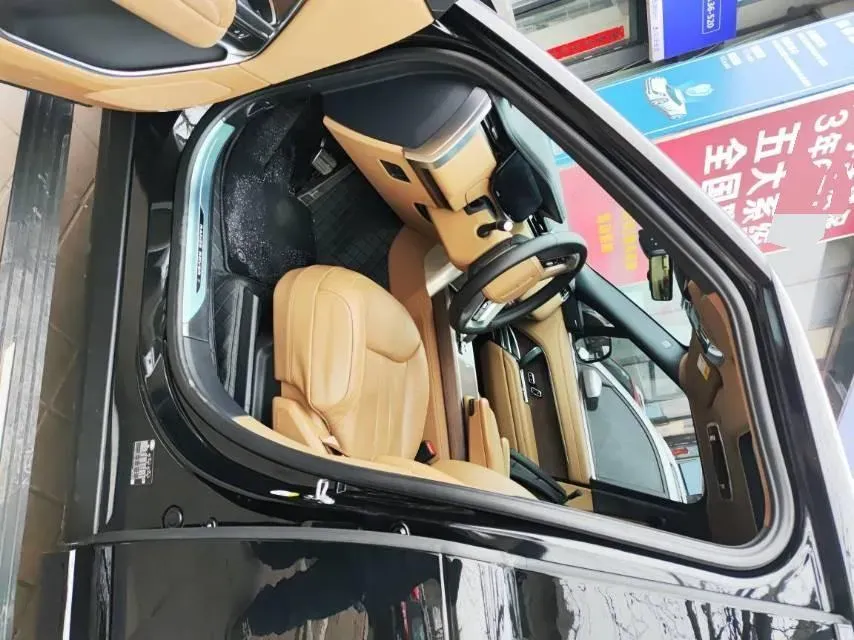 2025 Land Rover Range Rover 3.0T 400HP L6 8AT,autocango,china used car exporter,china ev exporter,chinese used car exporter,chinese used ev exporter