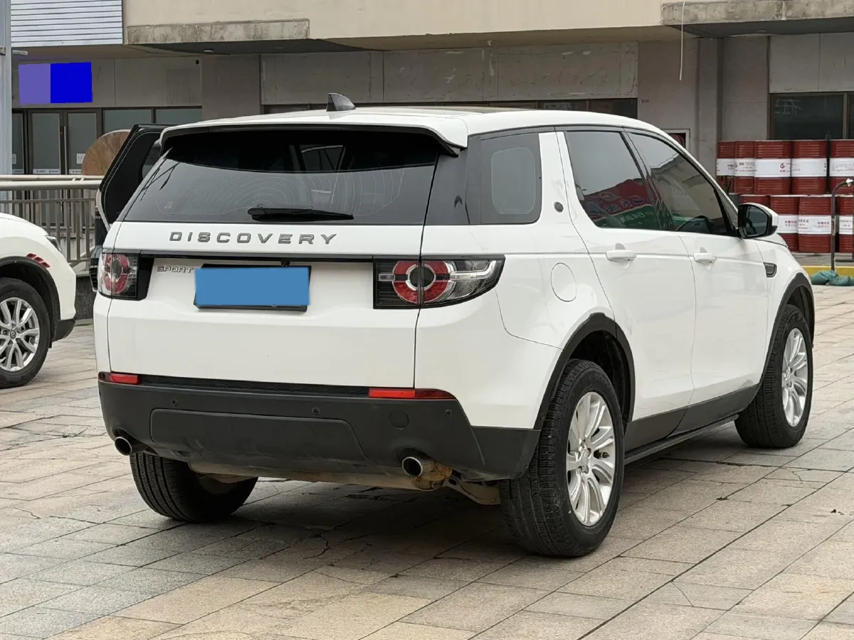 2018 Land Rover Discovery Sport 2.0T 200HP L4 9AT,autocango,china used car exporter,china ev exporter,chinese used car exporter,chinese used ev exporter