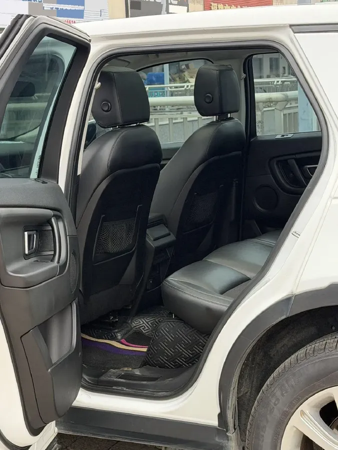 2018 Land Rover Discovery Sport 2.0T 200HP L4 9AT,autocango,china used car exporter,china ev exporter,chinese used car exporter,chinese used ev exporter