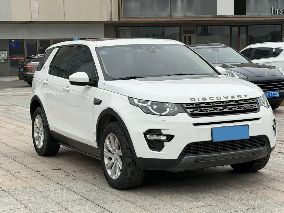 2018 Land Rover Discovery Sport 2.0T 200HP L4 9AT,autocango,china used car exporter,china ev exporter,chinese used car exporter,chinese used ev exporter
