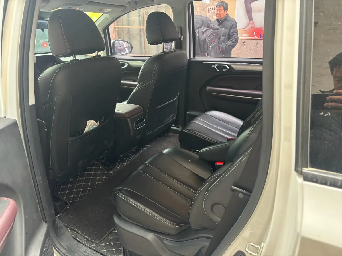 2021 GAC Trumpchi M6 1.5T 169HP L4 7DCT,autocango,china used car exporter,china ev exporter,chinese used car exporter,chinese used ev exporter