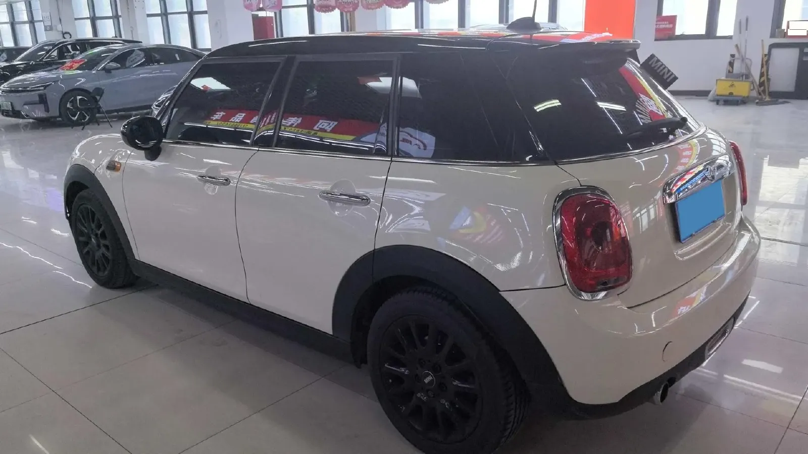 2018 MINI MINI 1.5T 136HP L3 6AT,autocango,china used car exporter,china ev exporter,chinese used car exporter,chinese used ev exporter