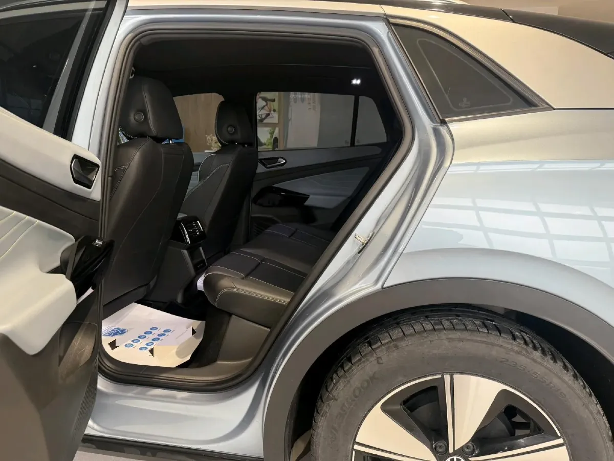 2025 Volkswagen ID.4 X BEV 52.8KWH,autocango,china used car exporter,china ev exporter,chinese used car exporter,chinese used ev exporter