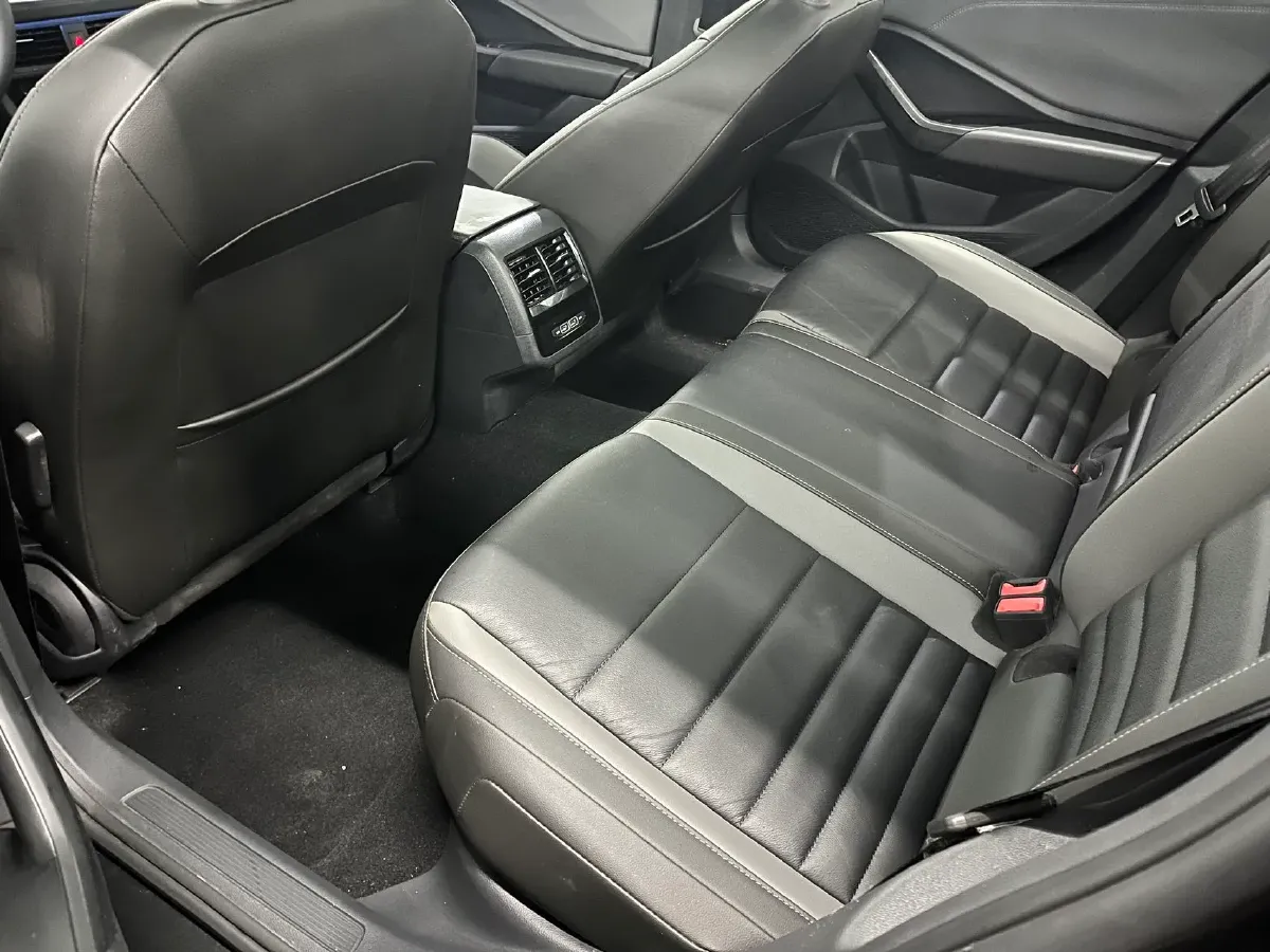 2021 Volkswagen Sagitar 1.4T 150HP L4 7DCT,autocango,china used car exporter,china ev exporter,chinese used car exporter,chinese used ev exporter