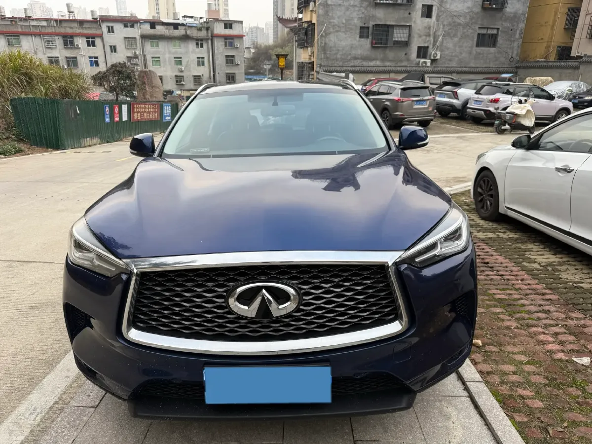 2020 Infiniti QX50 2.0T 245HP L4 CVT,autocango,china used car exporter,china ev exporter,chinese used car exporter,chinese used ev exporter
