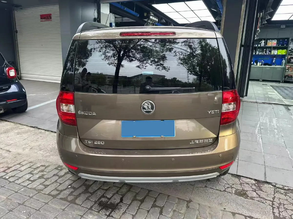 2017 Skoda Yeti 1.4T 150HP L4 7DCT,autocango,china used car exporter,china ev exporter,chinese used car exporter,chinese used ev exporter