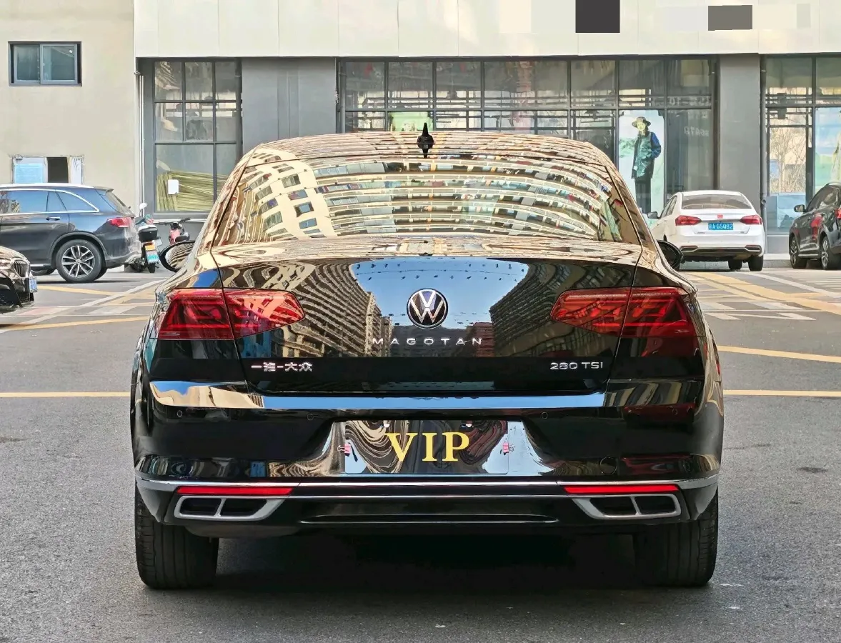 2025 Volkswagen Magotan 1.4T 150HP L4 7DCT,autocango,china used car exporter,china ev exporter,chinese used car exporter,chinese used ev exporter