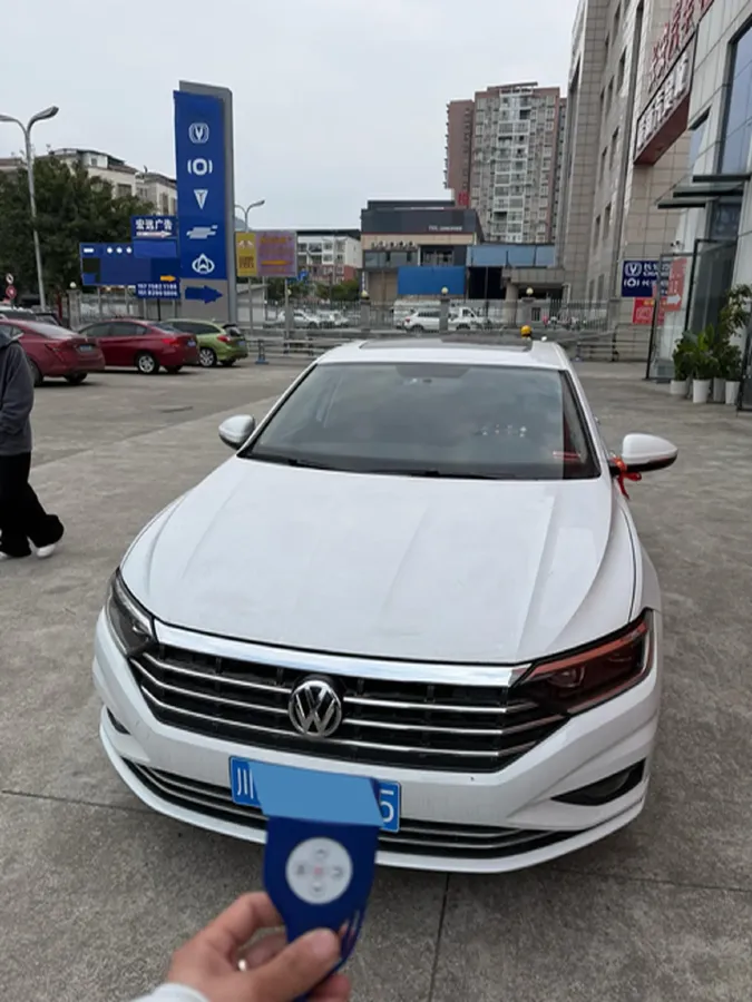 2020 Volkswagen Sagitar 1.2T 116HP L4 7DCT,autocango,china used car exporter,china ev exporter,chinese used car exporter,chinese used ev exporter
