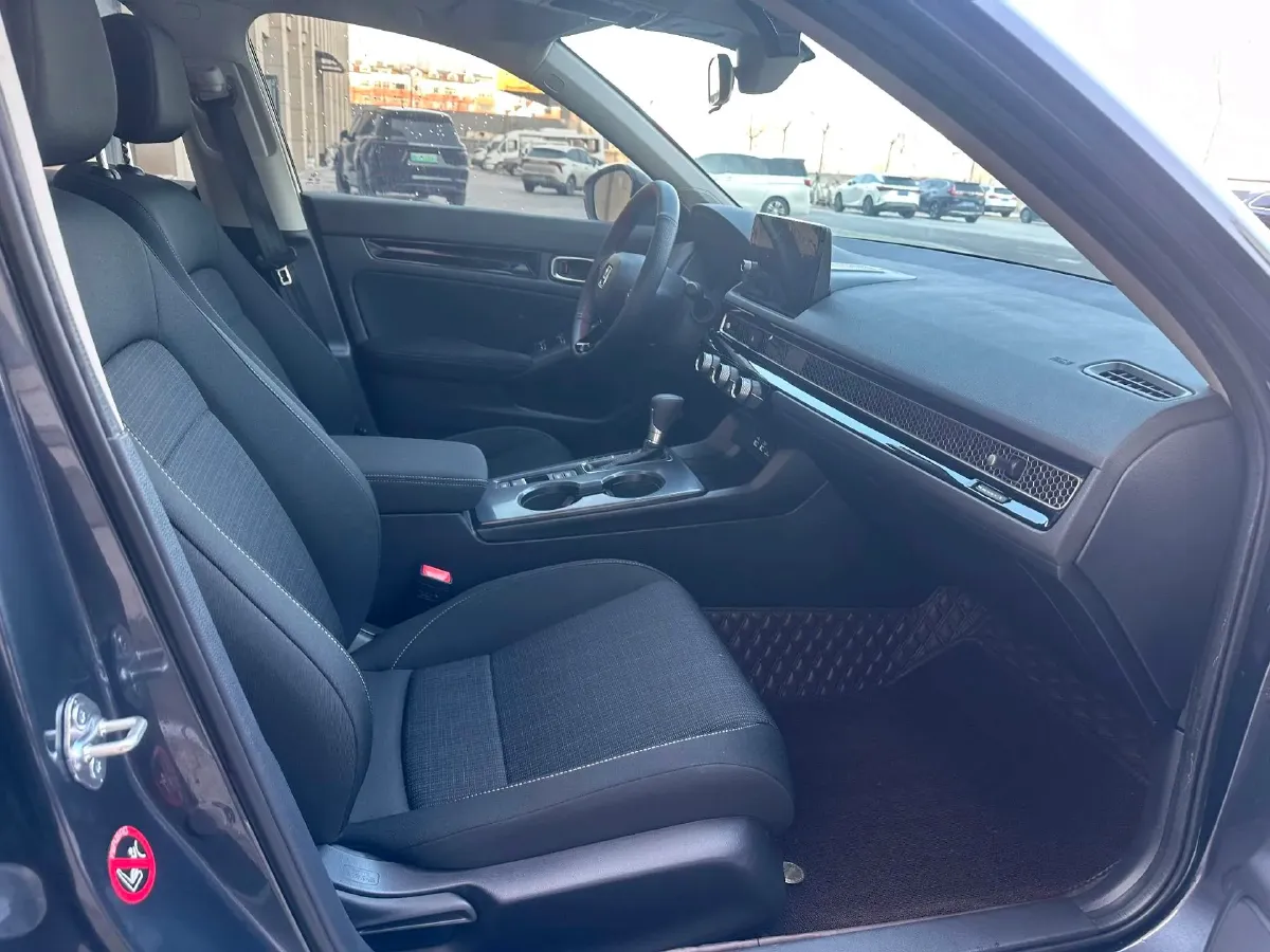 2023 Honda Civic 1.5T 182HP L4 CVT,autocango,china used car exporter,china ev exporter,chinese used car exporter,chinese used ev exporter