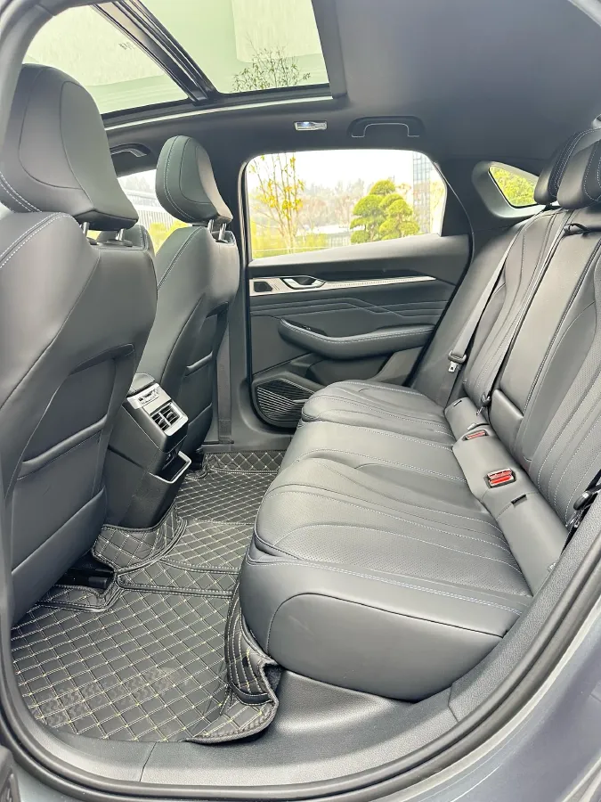 2025 Geely Preface 1.5T 181HP L4 7DCT,autocango,china used car exporter,china ev exporter,chinese used car exporter,chinese used ev exporter