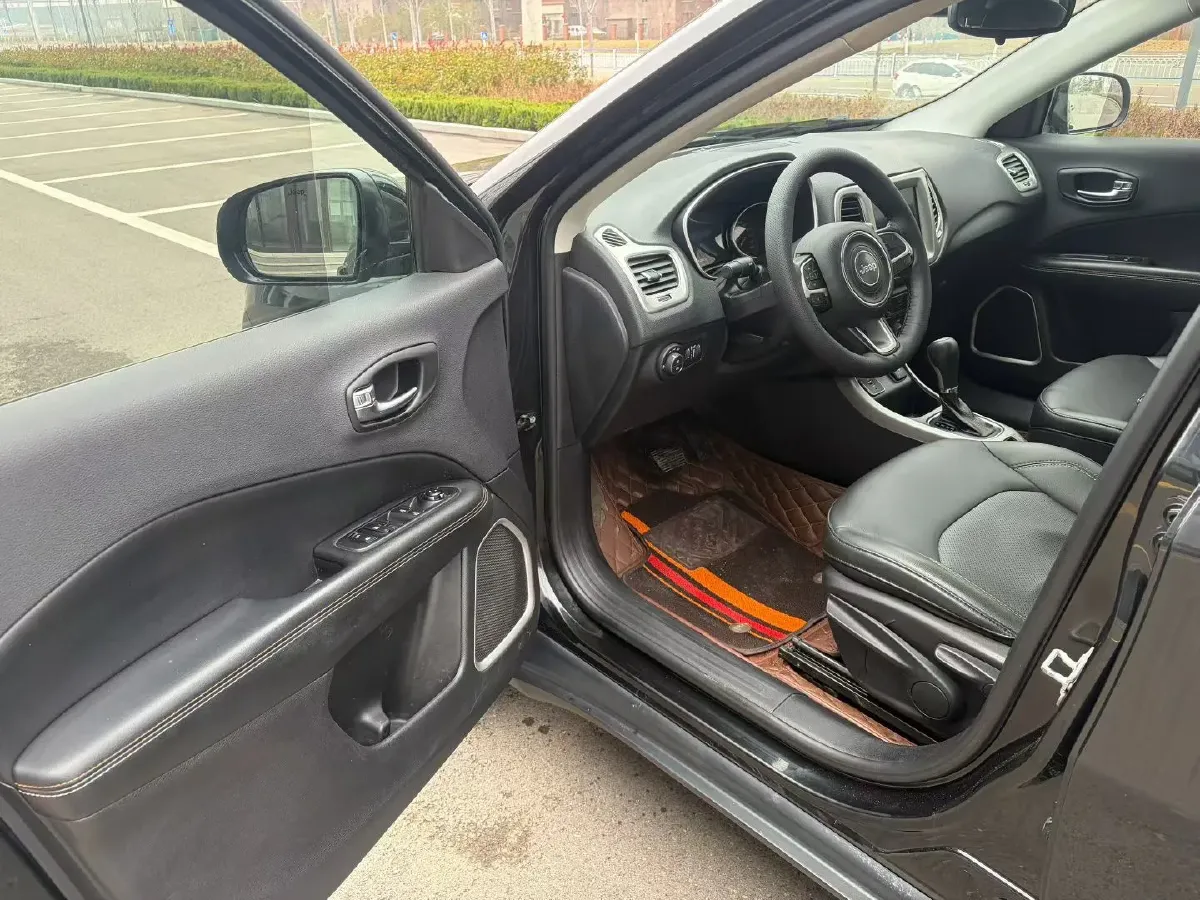 2017 Jeep Compass 1.4T 165HP L4 7DCT,autocango,china used car exporter,china ev exporter,chinese used car exporter,chinese used ev exporter