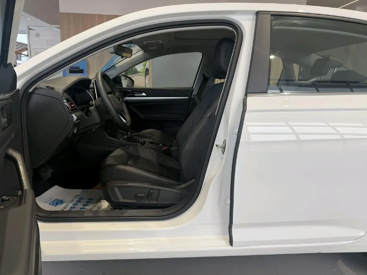 2024 Volkswagen Lavida 1.5T 160HP L4 7DCT,autocango,china used car exporter,china ev exporter,chinese used car exporter,chinese used ev exporter