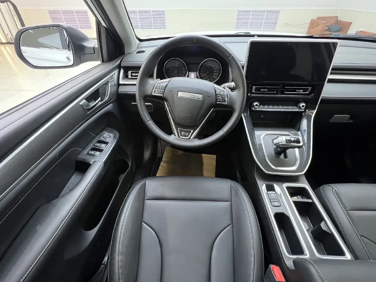 2023 Haval M6 1.5T 150HP L4 7DCT,autocango,china used car exporter,china ev exporter,chinese used car exporter,chinese used ev exporter