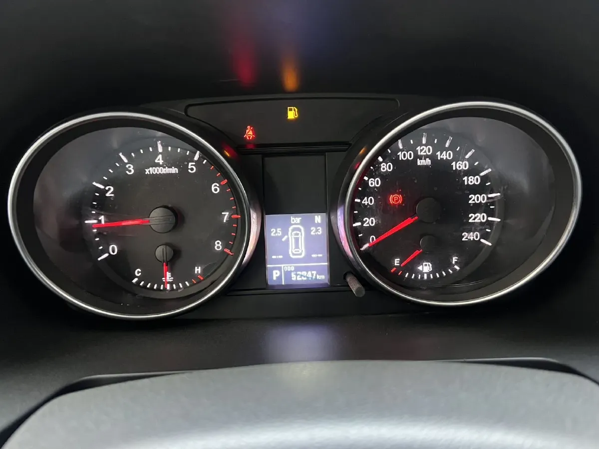 2023 Haval M6 1.5T 150HP L4 7DCT,autocango,china used car exporter,china ev exporter,chinese used car exporter,chinese used ev exporter