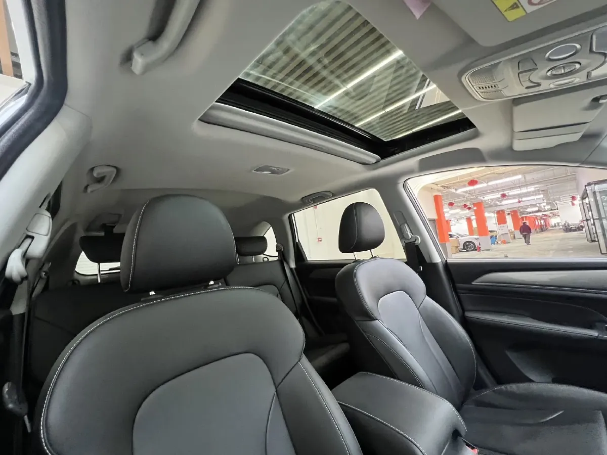 2023 Haval M6 1.5T 150HP L4 7DCT,autocango,china used car exporter,china ev exporter,chinese used car exporter,chinese used ev exporter