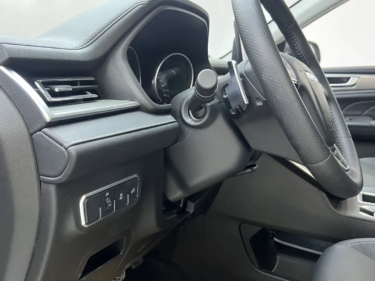 2023 Haval M6 1.5T 150HP L4 7DCT,autocango,china used car exporter,china ev exporter,chinese used car exporter,chinese used ev exporter