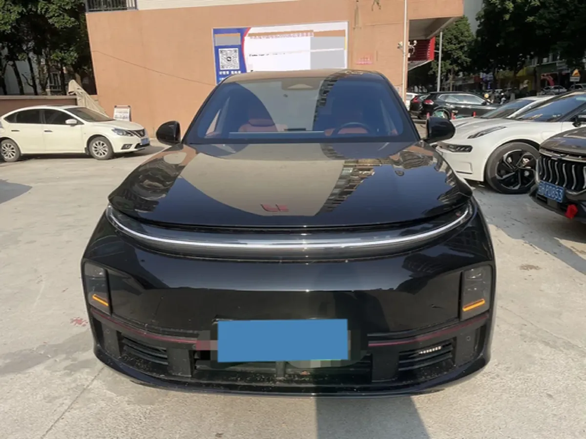 2024 Li L7 Range Extended 154HP REEV 42.8KWH,autocango,china used car exporter,china ev exporter,chinese used car exporter,chinese used ev exporter