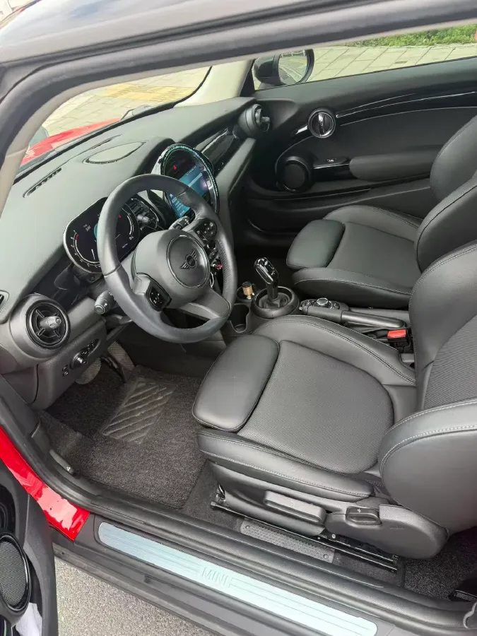 2022 MINI MINI 1.5T 136HP L3 7DCT,autocango,china used car exporter,china ev exporter,chinese used car exporter,chinese used ev exporter