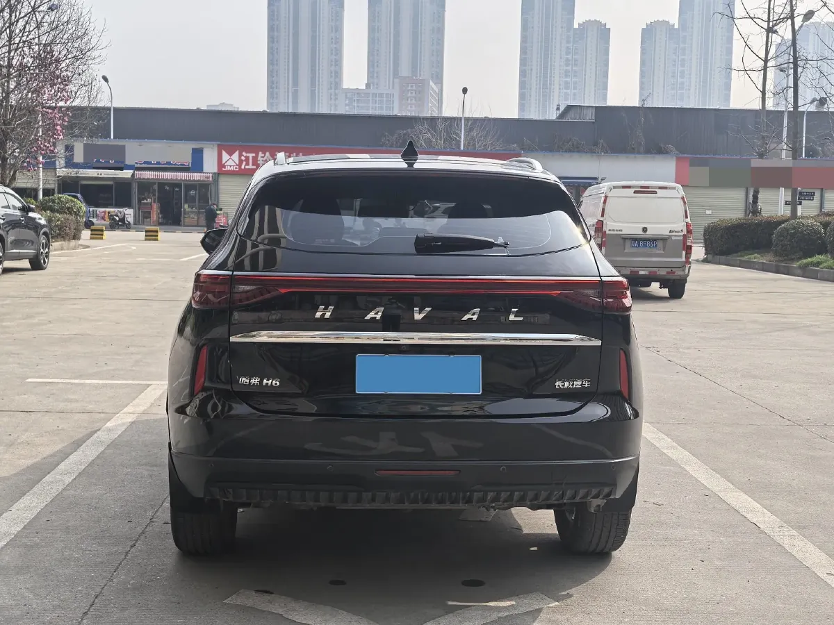 2021 Haval H6 1.5T 169HP L4 7DCT,autocango,china used car exporter,china ev exporter,chinese used car exporter,chinese used ev exporter