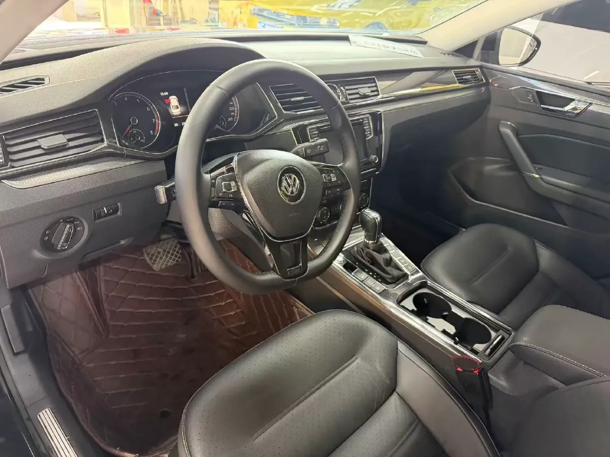 2017 Volkswagen Passat 1.8T 180HP L4 7DCT,autocango,china used car exporter,china ev exporter,chinese used car exporter,chinese used ev exporter