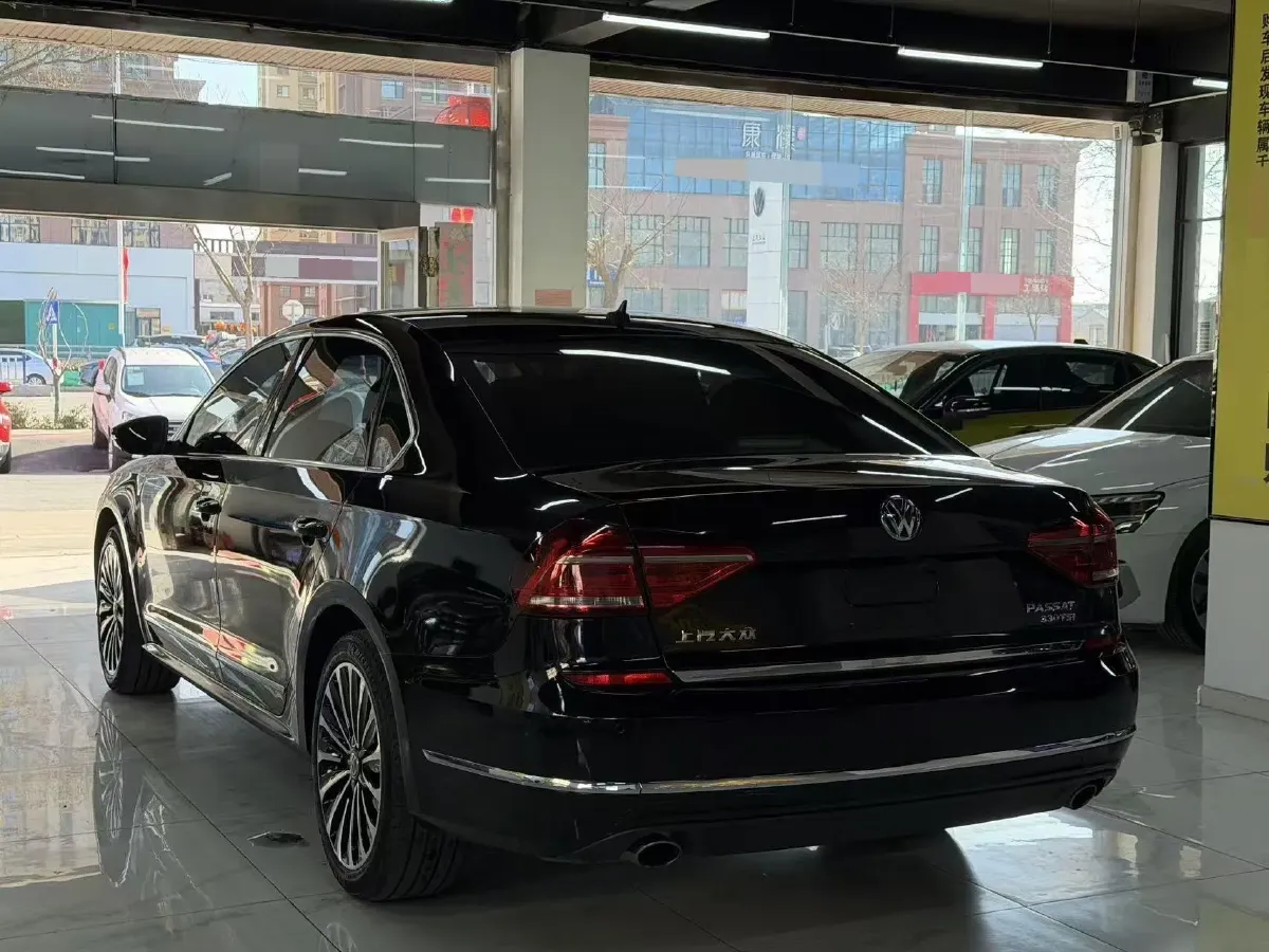 2017 Volkswagen Passat 1.8T 180HP L4 7DCT,autocango,china used car exporter,china ev exporter,chinese used car exporter,chinese used ev exporter
