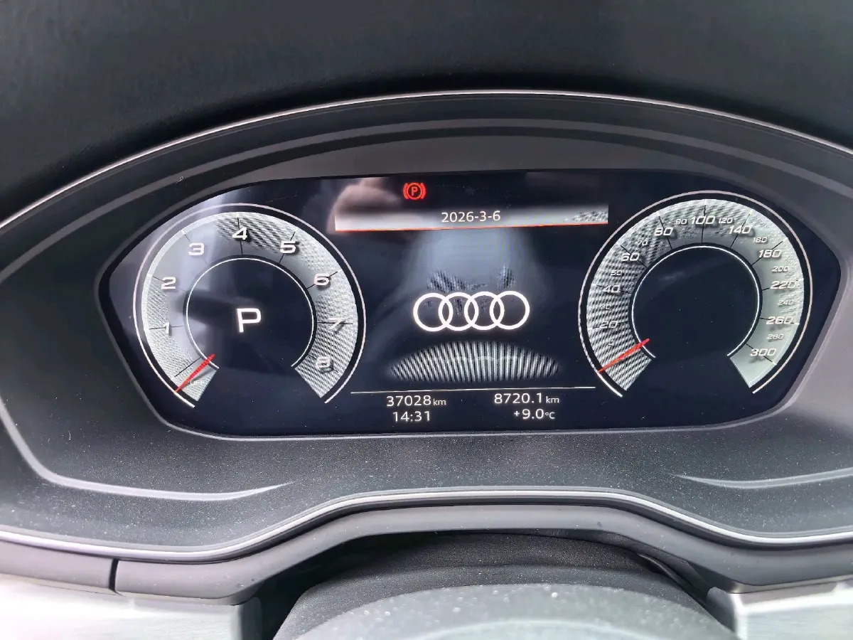 2020 Audi A4L 2.0T 190HP L4 7DCT,autocango,china used car exporter,china ev exporter,chinese used car exporter,chinese used ev exporter