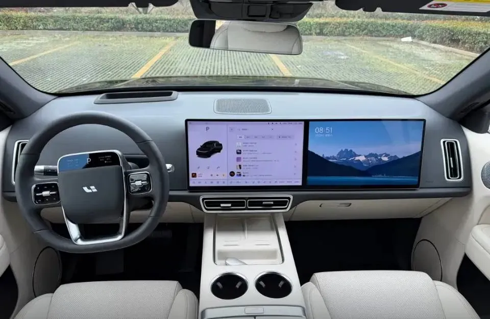 2025 Li L6 Range Extended 154HP L4 REEV,autocango,china used car exporter,china ev exporter,chinese used car exporter,chinese used ev exporter