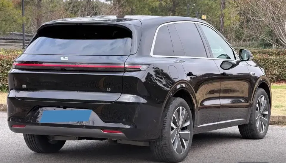 2025 Li L6 Range Extended 154HP L4 REEV,autocango,china used car exporter,china ev exporter,chinese used car exporter,chinese used ev exporter